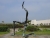 Скульптура флага острова Мэн, прямо перед выходом из терминала аэропорта