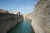 Королевские стены окружены рвом с небольшим мостом в Африку, по каналу ходят прогулочные корабли